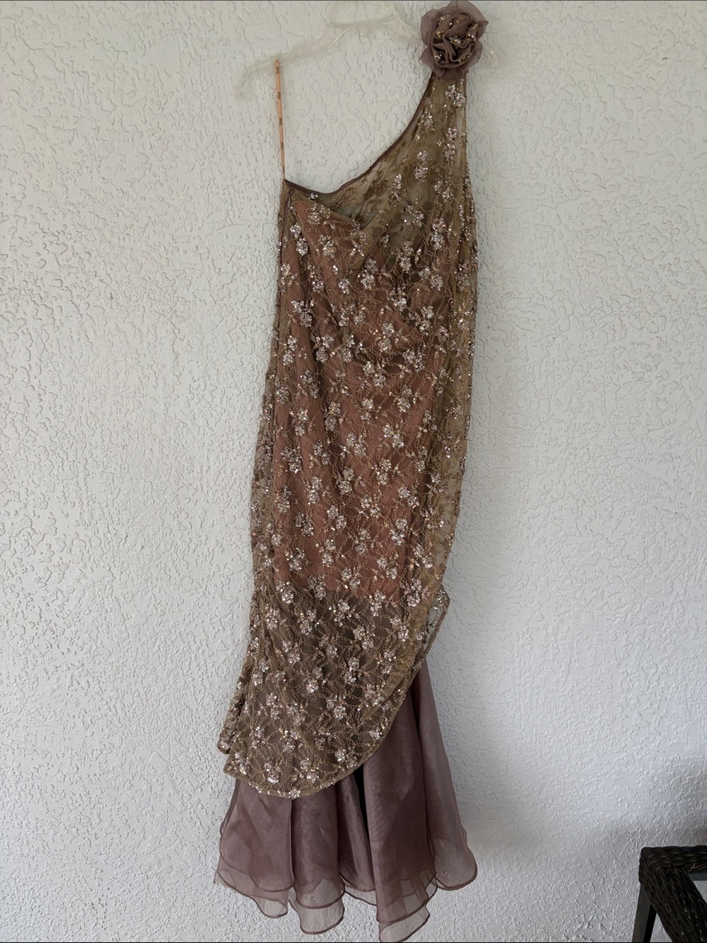 VINTAGE Unique couture One-Shoulder Floral Lace Evening Dress in Taupe size 12